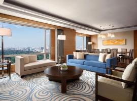 JW Marriott Hotel and Suites Saigon，位于胡志明市的酒店
