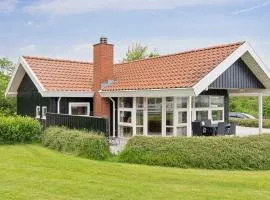 Lovely Summer House With Sea View