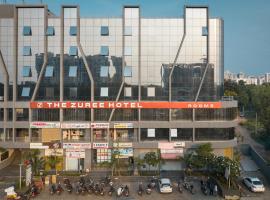 The Zuree Hotel，位于甘地讷格尔的酒店
