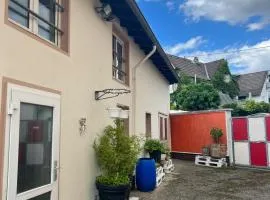 Benk 24H Apartment Nr 2 Perfekt für bis zu 4 Personen