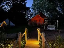 Marabou Safari Lodge