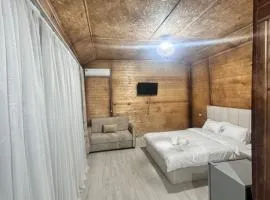 Hovakimyans Hotel And Pool N1