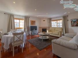 Carcavelos Ocean Breeze，位于卡尔卡维洛斯的酒店