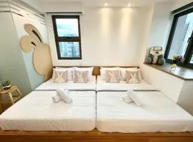 KL Sentral Monorail Infinity Sky Pool Family Suites -The RIV