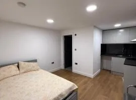 Guest Suite in Waterlooville