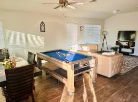 4BR Retreat 15m Downtown and The Domain