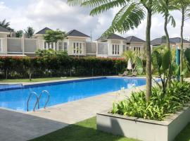 House of Luna Peaceful Villa Tengah Kota Pekanbaru，位于北干巴鲁的酒店