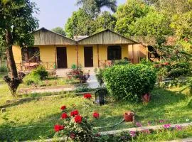 Nature Safari Resort，位于Bhurkīā的木屋