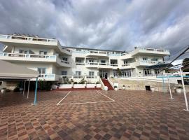 Scala Hotel，位于帕拉里亚拉琴的酒店