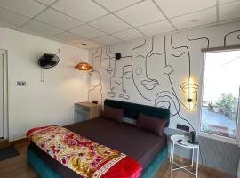 Art Bliss Hostel，位于瑞诗凯诗的酒店