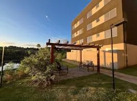 Apartamento prox Outlet Campo Largo BR e Hospitais, promoção café da manhã acima de 3 diarias, possui lava e seca