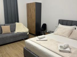 Lexhulo Room's，位于Domje的酒店