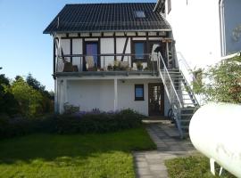 Ferienwohnung an Pferdehof in Much，位于穆赫的酒店