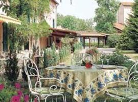 Hotel Le Parc De Geoffroy，位于蒂耶尔的酒店