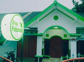 Griyaponcowolo Syariah Full Furnished Family Home in Central Jogja，位于Timuran的酒店