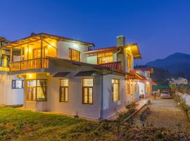 Alaya Stays 3BHK Rose Haven near Kainchi Dham，位于博瓦利的酒店