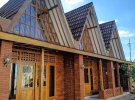HOMESTAY Griya Marto Klaten，位于Gayamprit的酒店