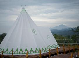 Ciawitali Glamping，位于Cibitung 2的豪华帐篷