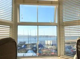 Popular Sea View Apartment