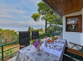 2 Bedroom Lovely Home In Brac