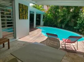 Charmant studio avec piscine privée à Le Lamentin 15 m²