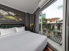 Madelise Stardust Hotel & Travel