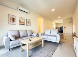 Cozy 4B2B for 8 pax - 15 min to Lotus's Mall Kajang