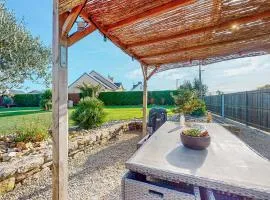 3 Bedroom Awesome Home In Quessoy