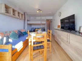 Studio Soyouz Vanguard-102 by Interhome