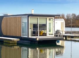 House Boat Trinidad，位于马斯特里赫特的酒店