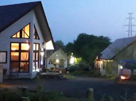 A detached guesthouse and rental cafe, Cress - Vacation STAY 85477v，位于Kakkonda的露营地