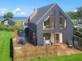 Hus 16