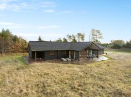 Lovely Home In Jerup With Sauna，位于耶鲁普的酒店
