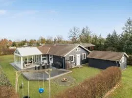 4 Bedroom Stunning Home In Hadsund