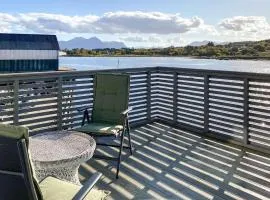 Beautiful Home In Fjørtoft With Wifi