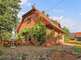 Ferienhaus Penzlin Ot Krukow，位于马林的酒店