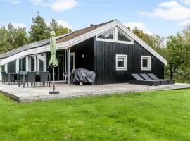 Pet Friendly Home In Nørre Nebel With Kitchen