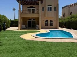 Elegant Beach Villa Sharm，位于沙姆沙伊赫的酒店