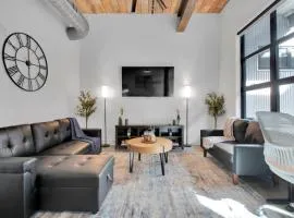 Industrial Loft Living 2BR 2BA