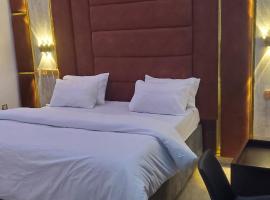 Miami Underground Club and Lounge，位于Abakaliki的酒店