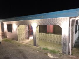 Racecourse Apartment，位于Mba的酒店