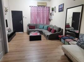 26 Home Batu Kawa，位于古晋的酒店