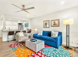 Modern and Romantic Beach Getaway - Steps to Beach LSV01