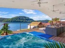 Tranquility with Spa & Jetty