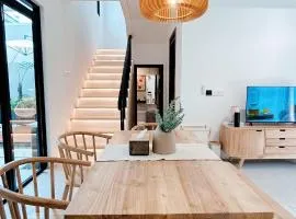 Naomi Jati Villa Bandung