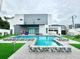 Luxury Holiday Home with Private Pool Langkawi by Zervin