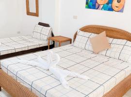 Happy Home Hotel Beachfront，位于Borocay Island的酒店
