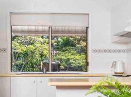 NORTH BYRON BEACH HOUSE Surf Sun Sand，位于South Golden Beach的酒店