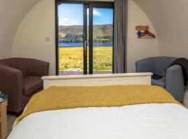 Loch Broom Glamping，位于加夫的露营地