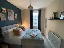 Stylish 2BR Getaway Near Bath's Best Spots!